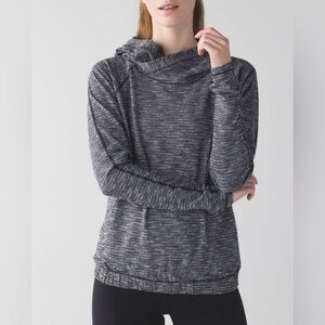 Lululemon Healthy Heart Pullover II Coco Pique Black White
Size M/L
